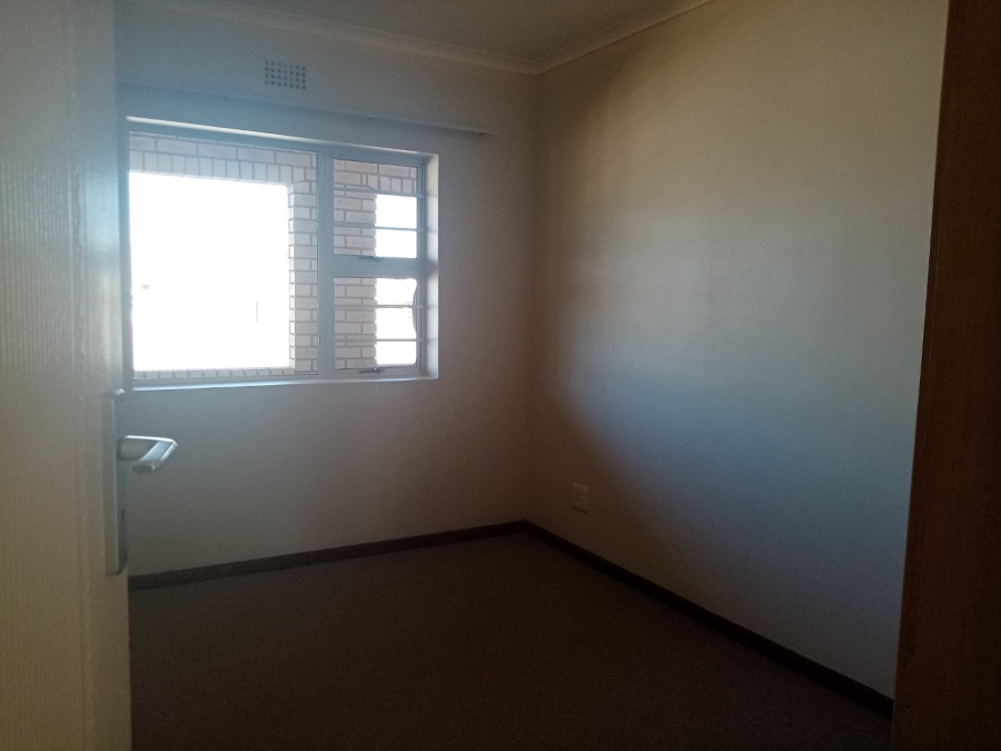 To Let 2 Bedroom Property for Rent in Dormehls Drift Western Cape